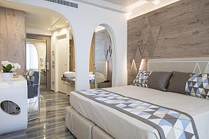 King size bed