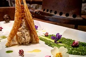 Imaginative cuisine with flowers