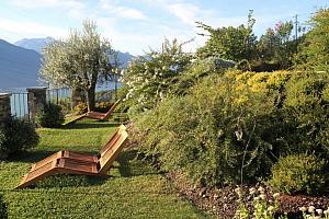 Elevated views of Lake Como