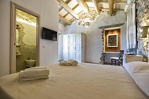 Rustic style double room