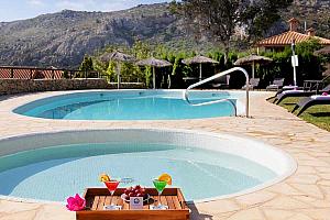 Swimming pool, Hotel Alahuar