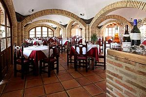 Restaurant, Hotel Alahuar