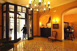 Hotel Bremon Cardona