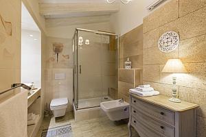 Large shower and bidet