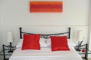 Modern double bedroom