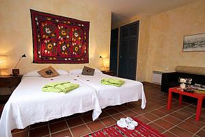 Suite in rural hotel, Tolox