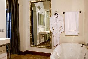 Bathroom, Francesa Suite
