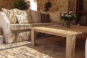 Shady terrace, Cuatre Finques