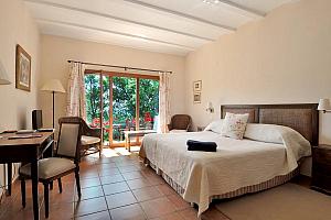 Standard double room