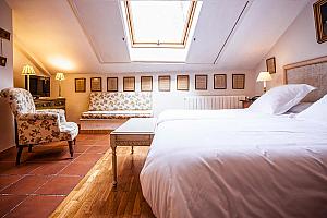 Music room, Salinas de Imon