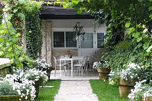 Kitchen terrace, Novavila