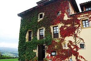 Virginia Creeper, Asturias country hotel