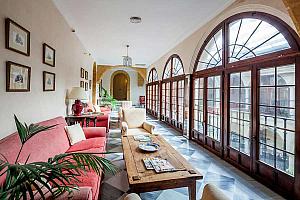 Lounge, hotel Osuna, Andalusia