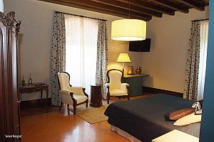 Little hotel, Catalonia