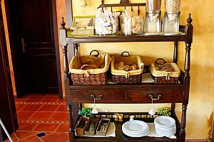 Cereals and pastries, Hotel Picasso
