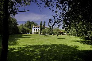 Casona de San Pantaleon de Aras