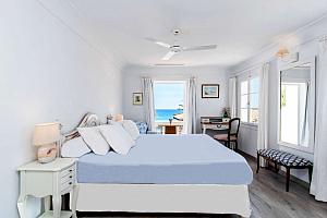 Spacious luxurious room