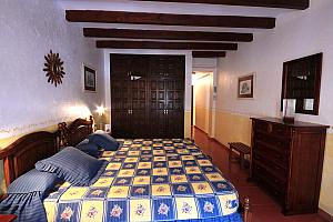 Double bedroom, double bed